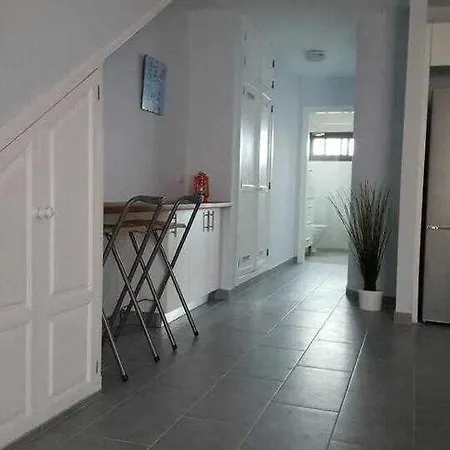 Lägenhet Apartamento Con Terraza Y Piscina C