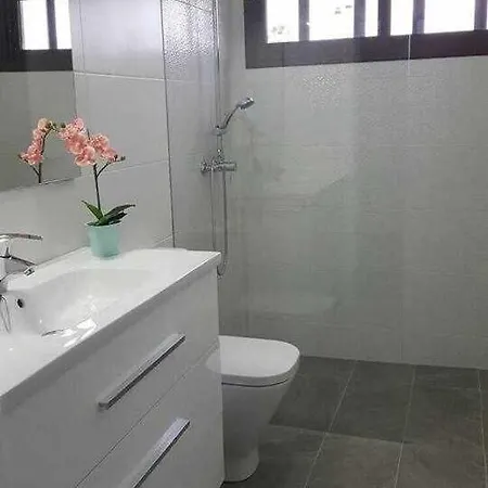 Apartamento Con Terraza Y Piscina C * Puerto de la Cruz (Tenerife)