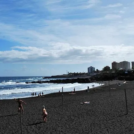 Apartamento Con Terraza Y Piscina C Puerto de la Cruz (Tenerife)